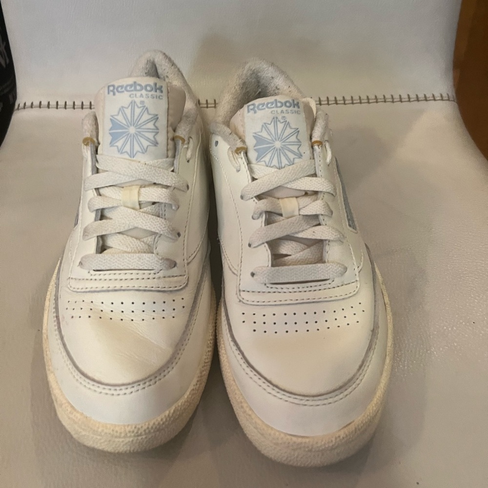 Reebok cream colored sneakers